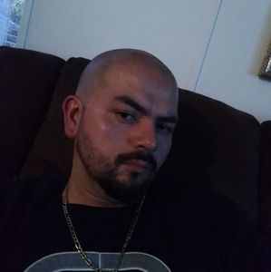Meet your Posher, Luis